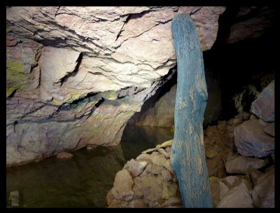 Old Prop and Water Level