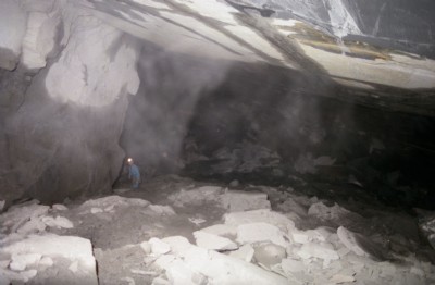 View down into chamber 20 N.O.V.