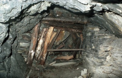 In wall B1
