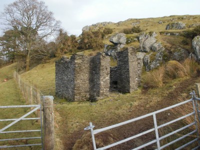 Hut.... not sure what it was used for?
