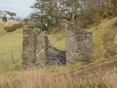 Hut.... not sure what it was used for?