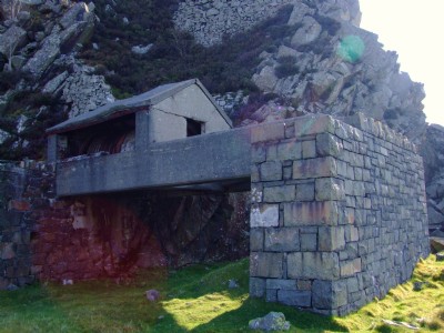 Penmaenmawr Granite Quarry 16.04.08 Concrete Drumhouse