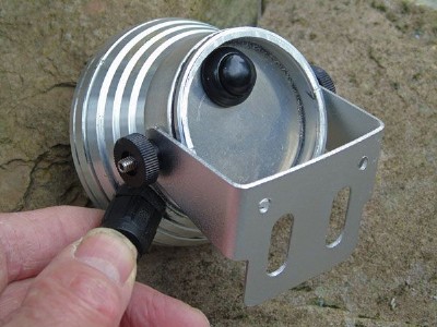 X_Basic 2 - IP 68 and mudproof power button