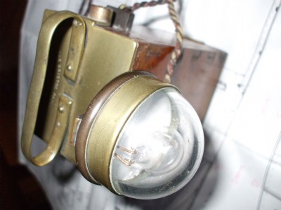 early cap lamp 3