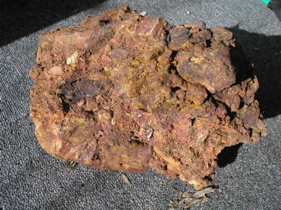 Example of ''cemented'' material extracted from the workings.