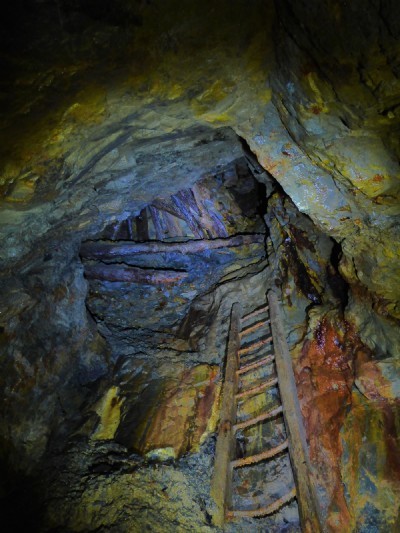 Pluckhor Mine level