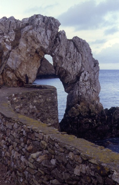 Natural arch. 30-12-1998