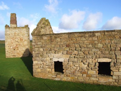Preston Island 02.02.10 - General View Barracks, Engine Houses, Saltpans.