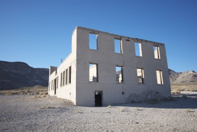 Photographs Of Rhyolite (Photo ref 44785)