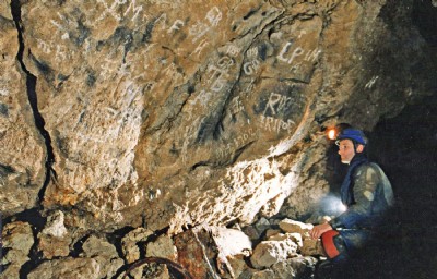 Graffiti at washing chamber