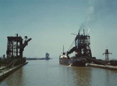 Loading a freighter