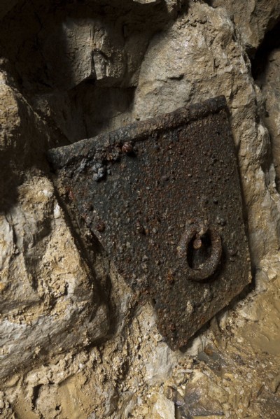 Wagon end plate