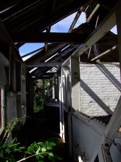 27.08.09 South Skelton - Stables