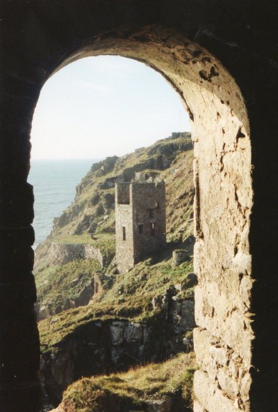Mounts Bay Area- Old Eng Shaft from New- Trewavas Head Mine View 20.1.99