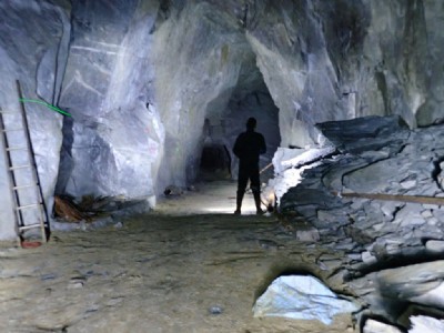 Slate chamber in Tilberthwaite level