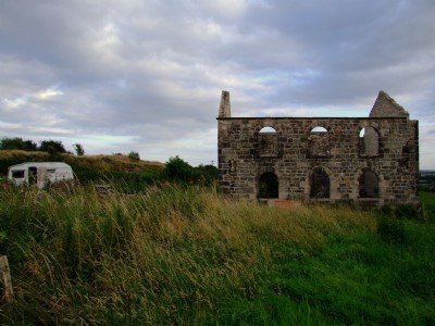 18.08.09 Tower Hill Colliery Winder House, Heapstead to LH side