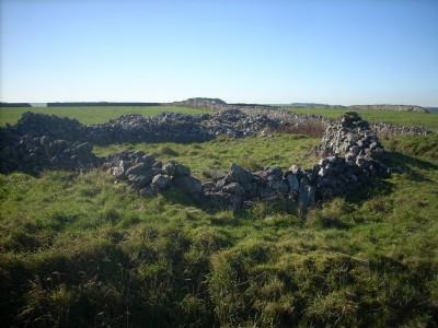 Walled shaft and gin circle