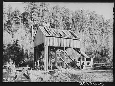 The old Hardin mine shaft