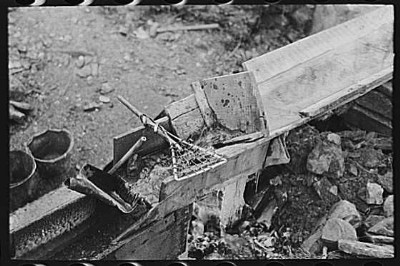 Gold mining sluice