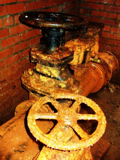 Modern pump room