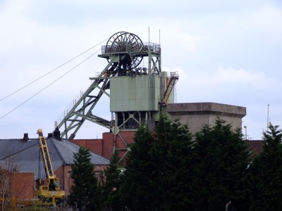Welbeck Colliery 13.04.08 - Headgears