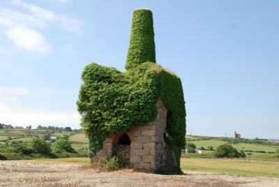 Smith's 24" whim engine house